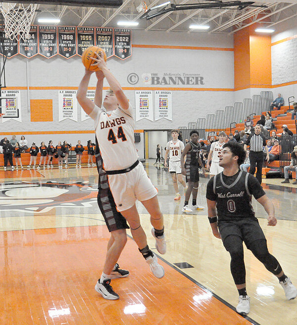Gleason Sweeps West Carroll