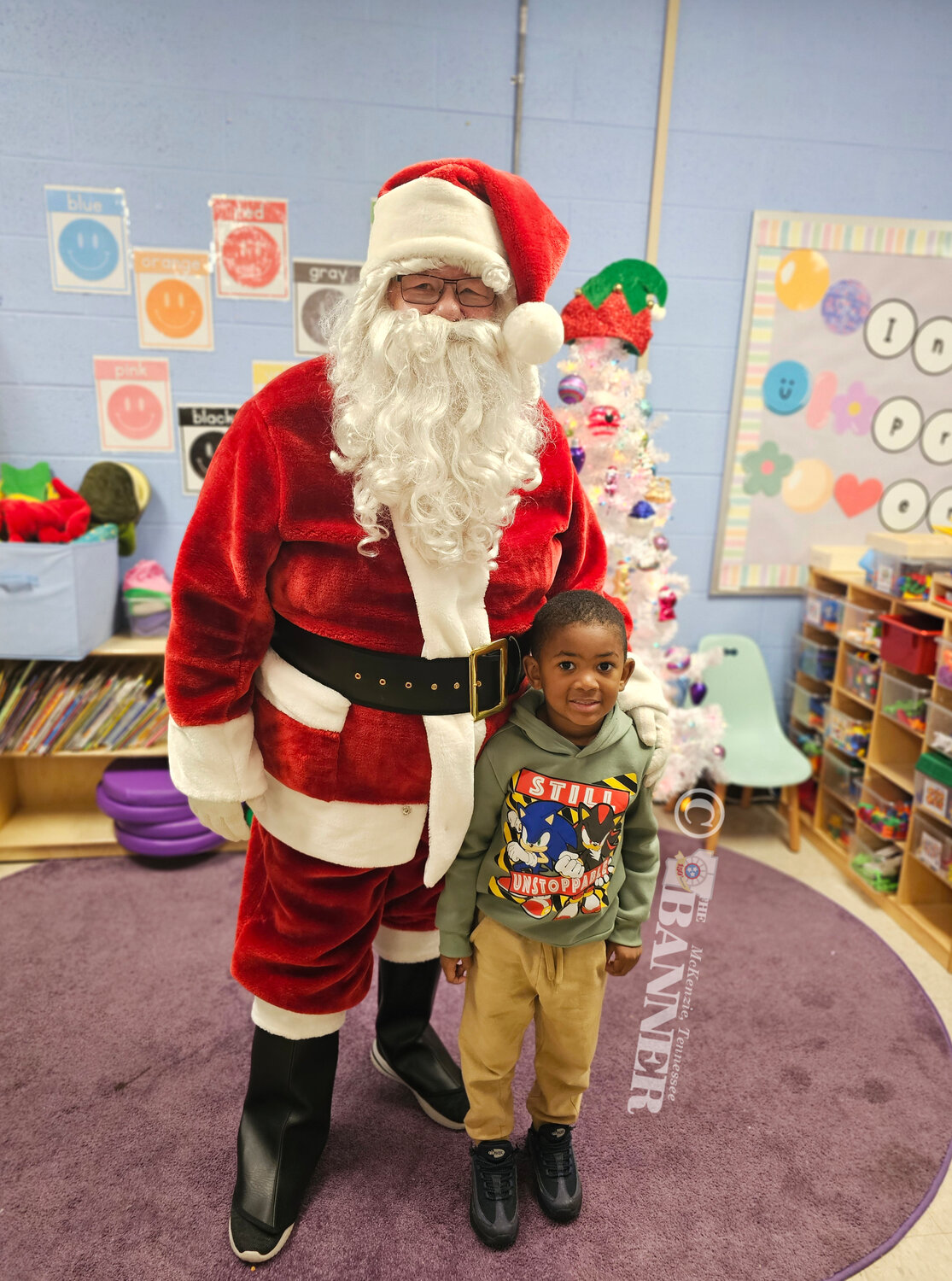 20251216-104054-6d0-web2-WCP-SANTA-KID.jpg
