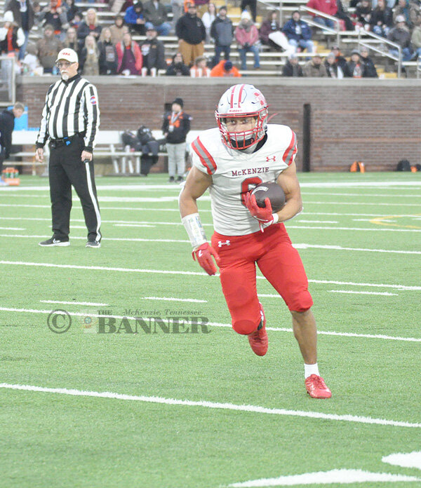 20251216-130009-d68-web2-MHS-FB-state-Arline-run-DSC_0190.jpg