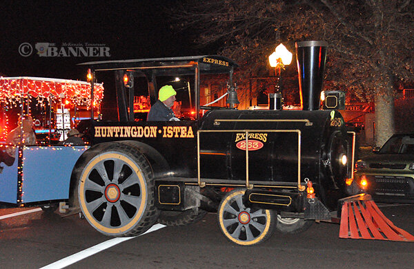 20251216-132055-b92-web2-Hdon-parade-train-DSC_0032.jpg