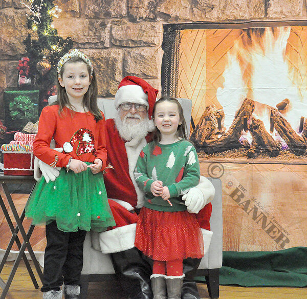 20251216-132042-276-web2-Hdon-Bfast-Santa-Martin-DSC_0183.jpg