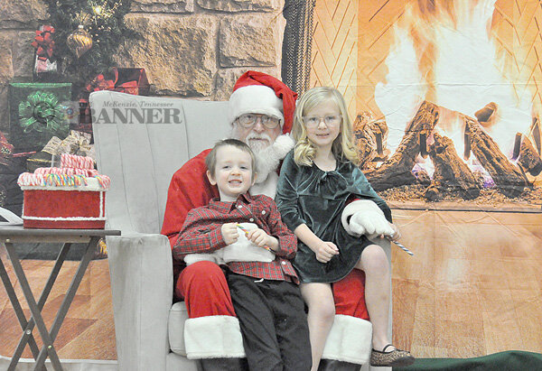 20251216-132042-1c3-web2-Hdon-Bfast-Santa-Goff-DSC_0193.jpg