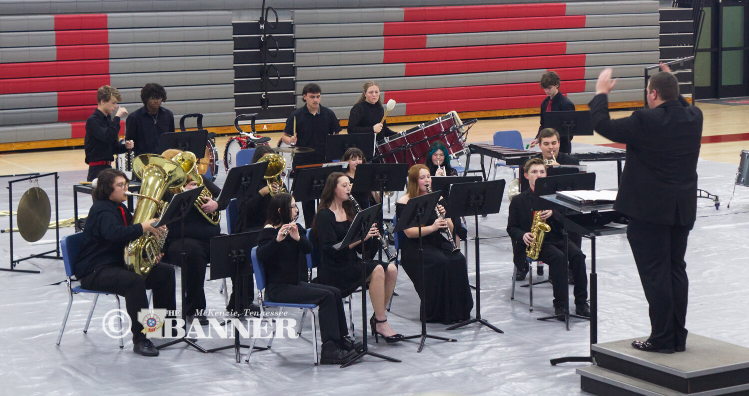 20251222-181106-3c6-web2-McK-Band-HS_MG_6590.jpg