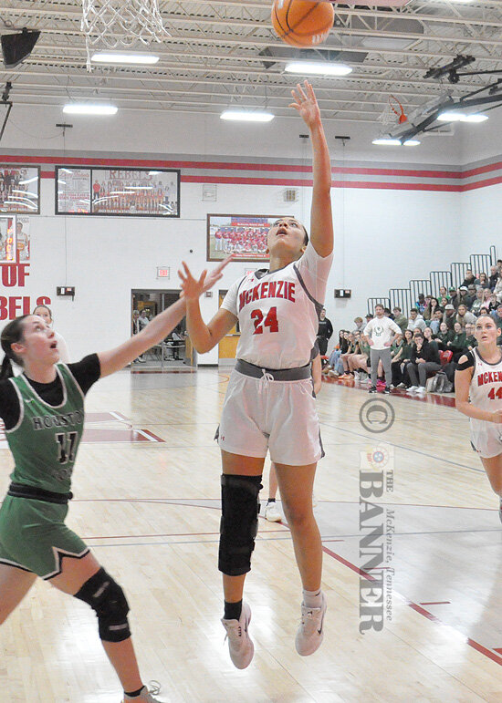 20260119-173729-901-web2-HouCOatMHS-BB-Gottshall-DSC_0041.jpg