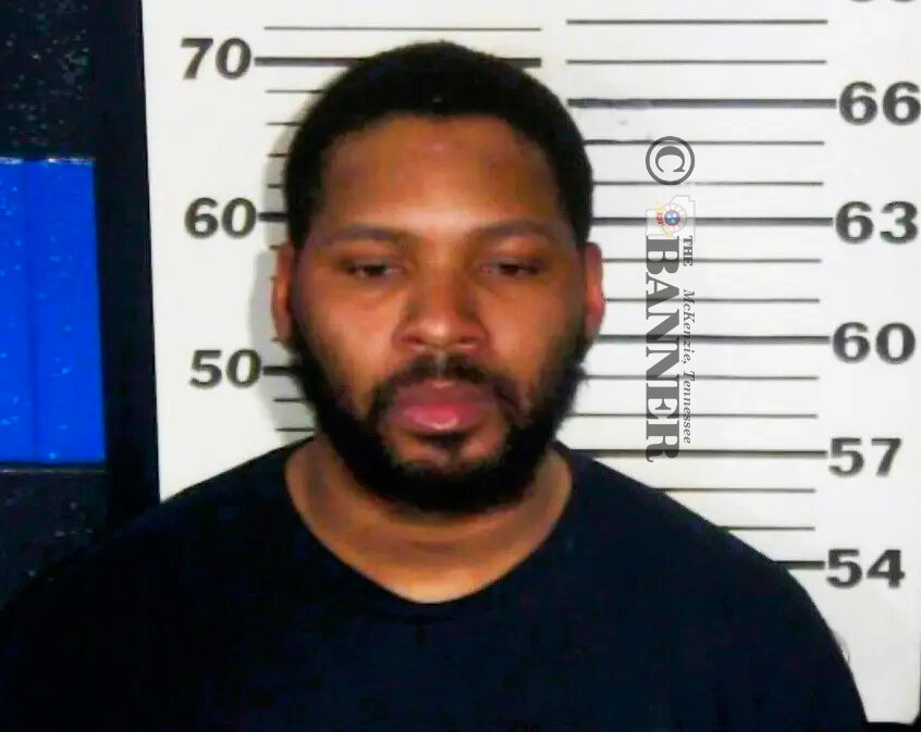 Paris Man Held In Jail After Car, Foot Chase