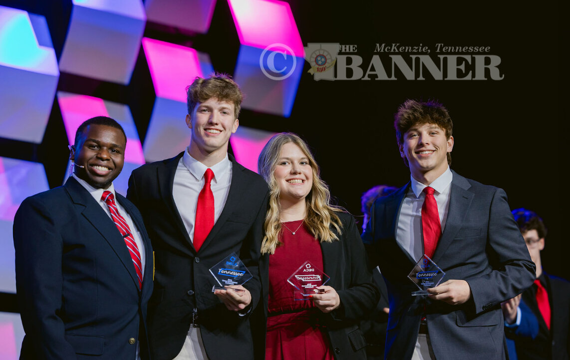 McKenzie High School DECA Attends Chattanooga Conference