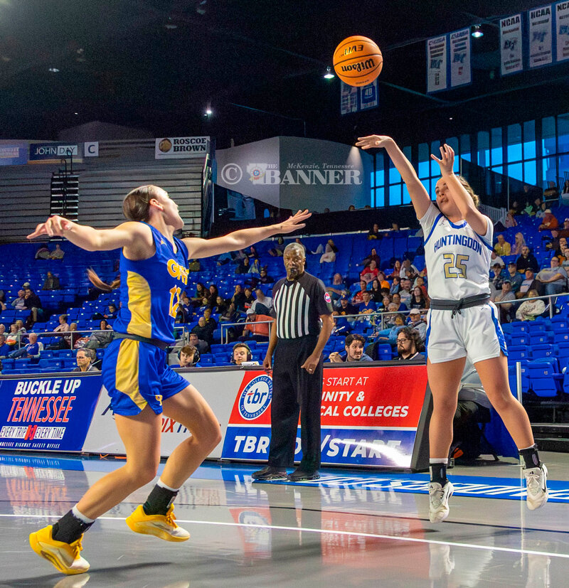 20260317-111556-402-web2-Quarter-Rich-3point-RB.jpg