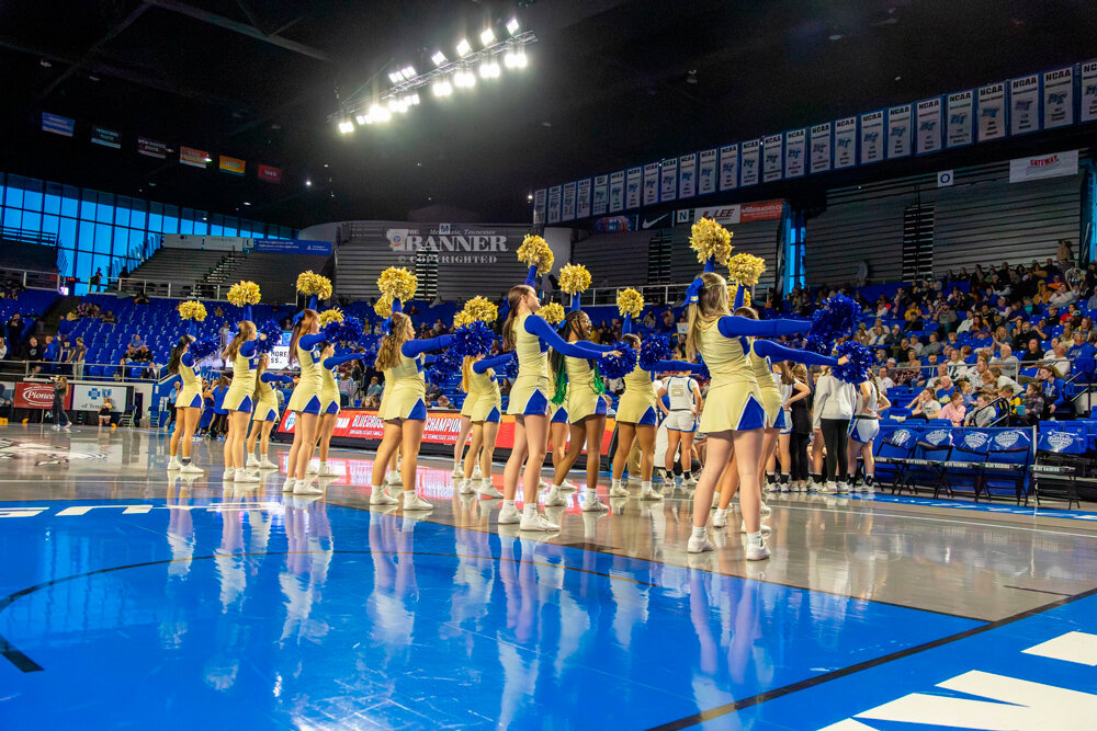 20260317-111545-1dd-web2-Quarter-cheer-RB.jpg