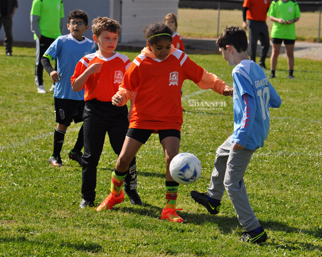 20240408-205923-web2-McK-Soccer-DSC_0244.jpg