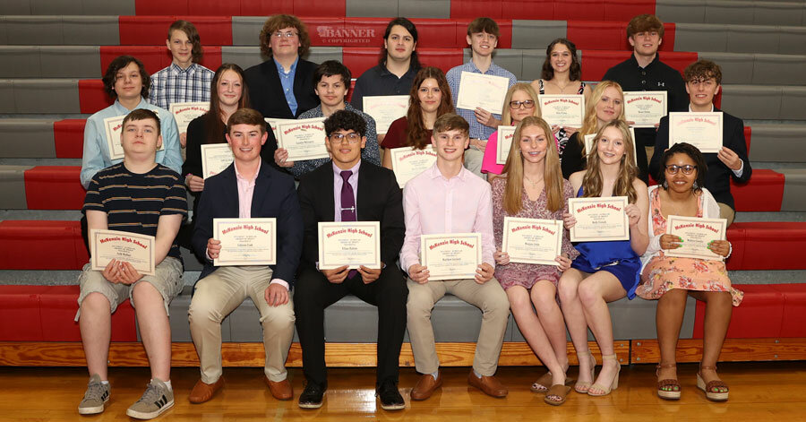 20240408-205928-web2-mhs_sophomores_honor_061A1774.jpg
