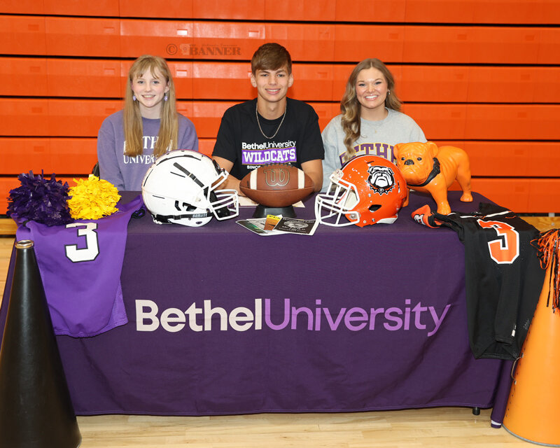 Four Gleason Seniors Sign With Bethel, Dyersburg State
