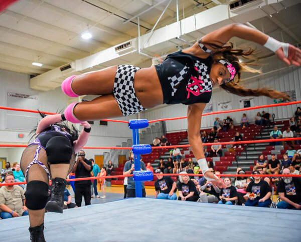 Memphis Wrestling Entertains at West Carroll High School