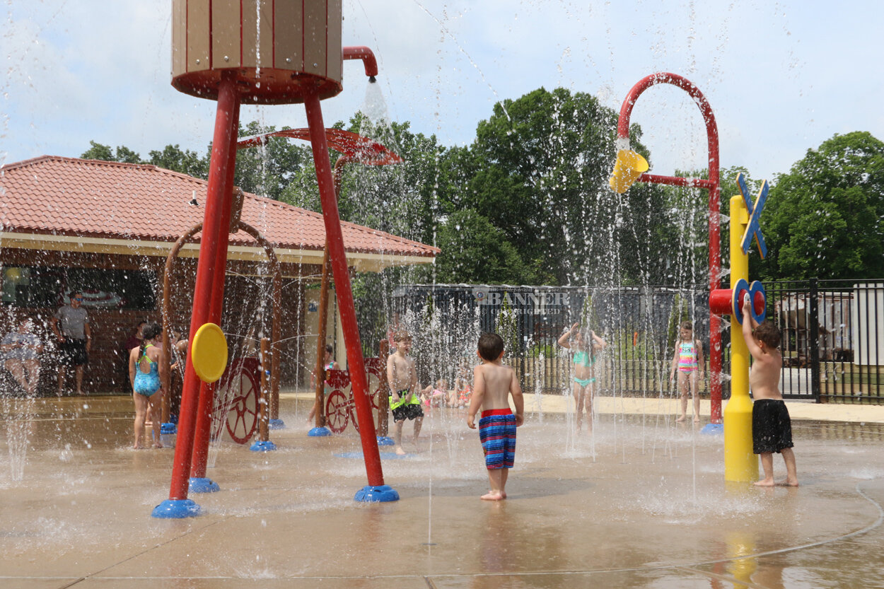 McKenzie Station Splash Pad, Harmony Park Now Open