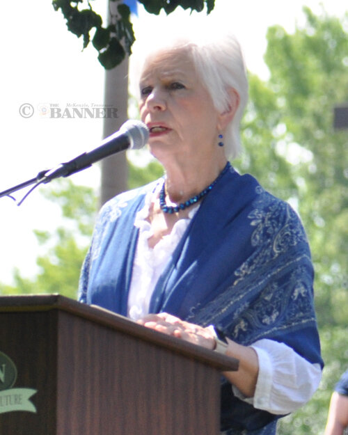 20240527-194204-f65-web2-mem-ninasmothers-DSC_0383.jpg