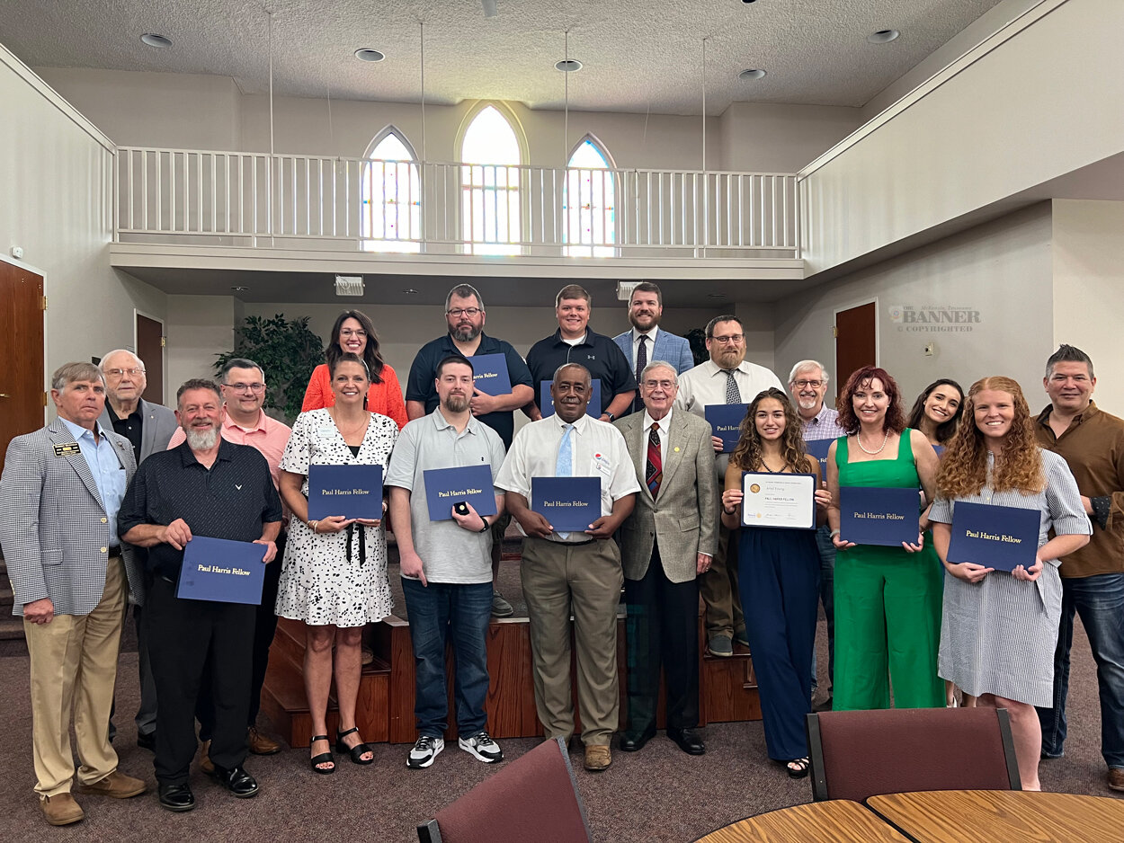 McKenzie Rotary Recognizes Members as Paul Harris Fellows