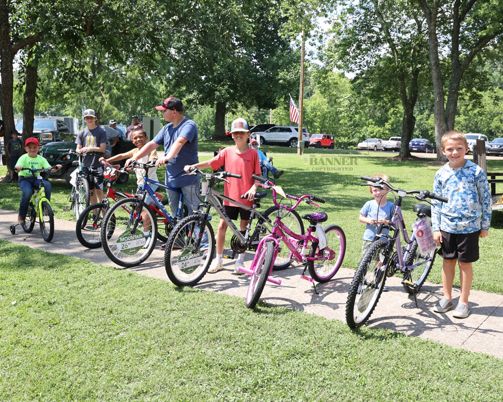 20240617-165843-51a-web2-fishing_bikes_061A4756.jpg