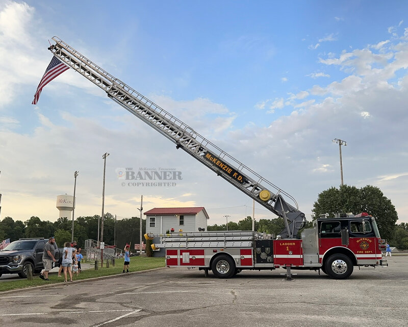 20240708-141046-fa6-web2-july_4_mckenzie_flag_IMG_0791.jpg