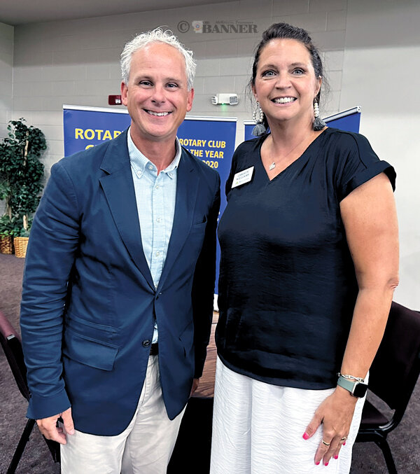 Senator Stevens Speaks to Rotary