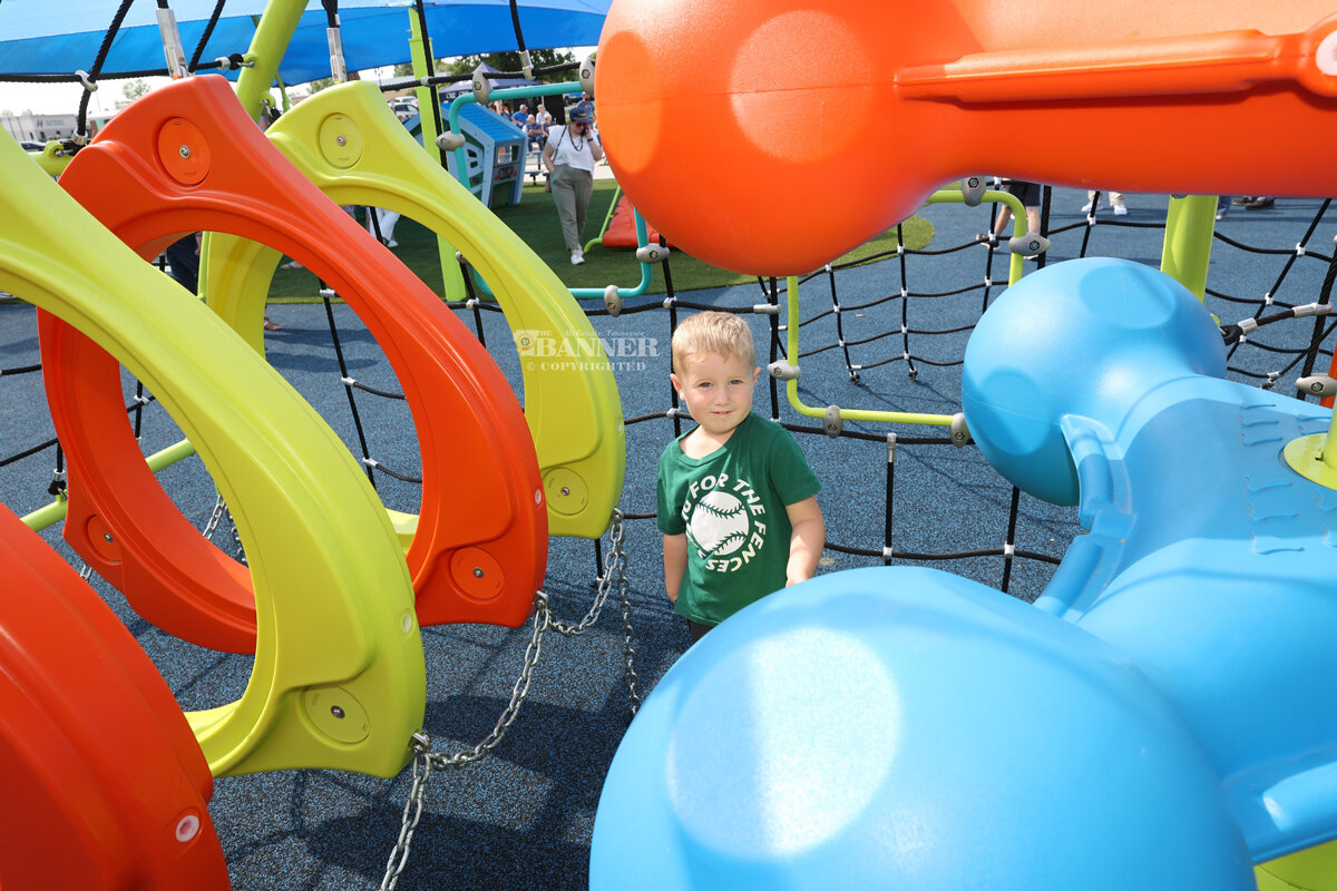 20240812-145345-81a-web2-inclusion_boy_in_game_061A0583.jpg
