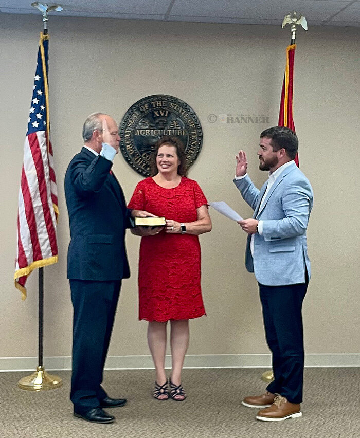 Rogers Fills County Commission Vacancy