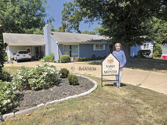 Oliver Wins Gleason Yard of the Month