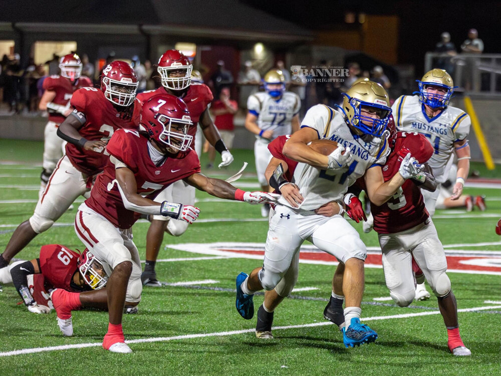 Huntingdon Improves to 3-1 with Win Over Crockett County