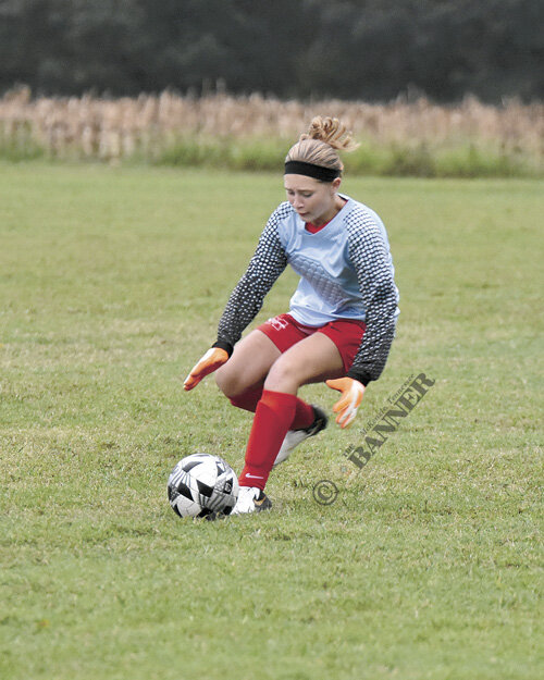 20240926-114924-c64-web2-MMS-soccer-Summers-save-DSC_0055.jpg