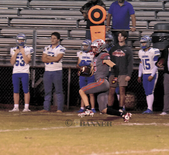 Rebels Cage Tigers, 69-7