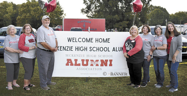 20241007-205554-2da-web2-alumni-Rich-siblings-DSC_0011.jpg
