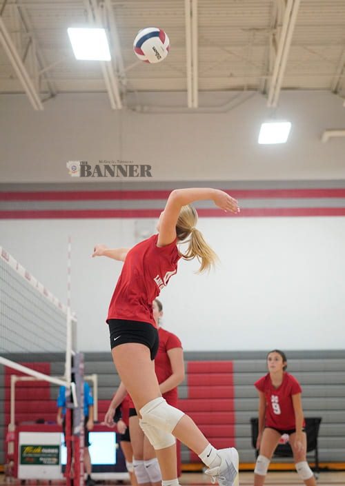 web2-MHSvCBurg-volley-Cassidy_DSC4528