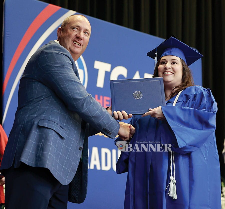 TCAT Henry/Carroll Celebrates Summer Graduates with Call to Service and Problem-Solving
