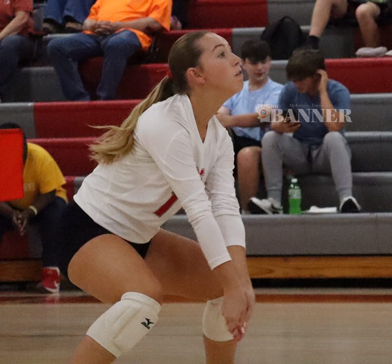 McKenzie Volleyball Falls to Riverside