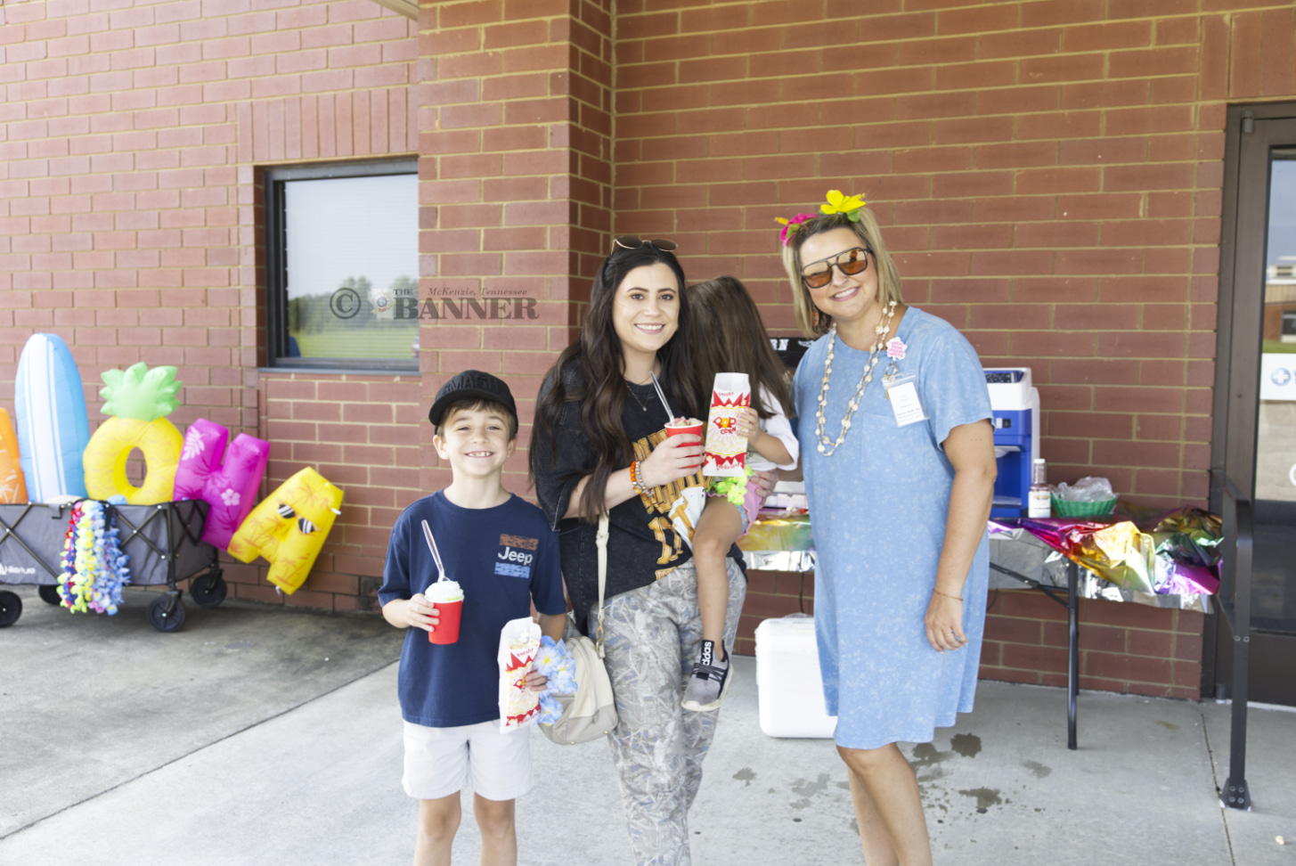 Hometown Health Clinic Hosts Hawaiian-Themed Back to School Blitz