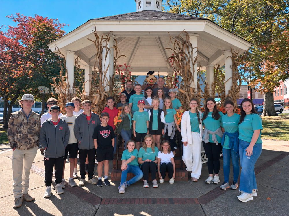 Homeschool Students Take Walking Tour Through McKenzie’s History