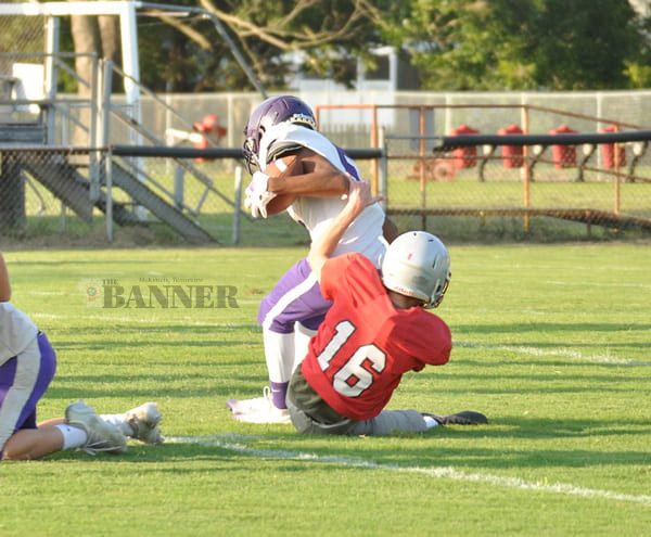 web2-MMS-FB-scrimmage-Henson-DSC_0060